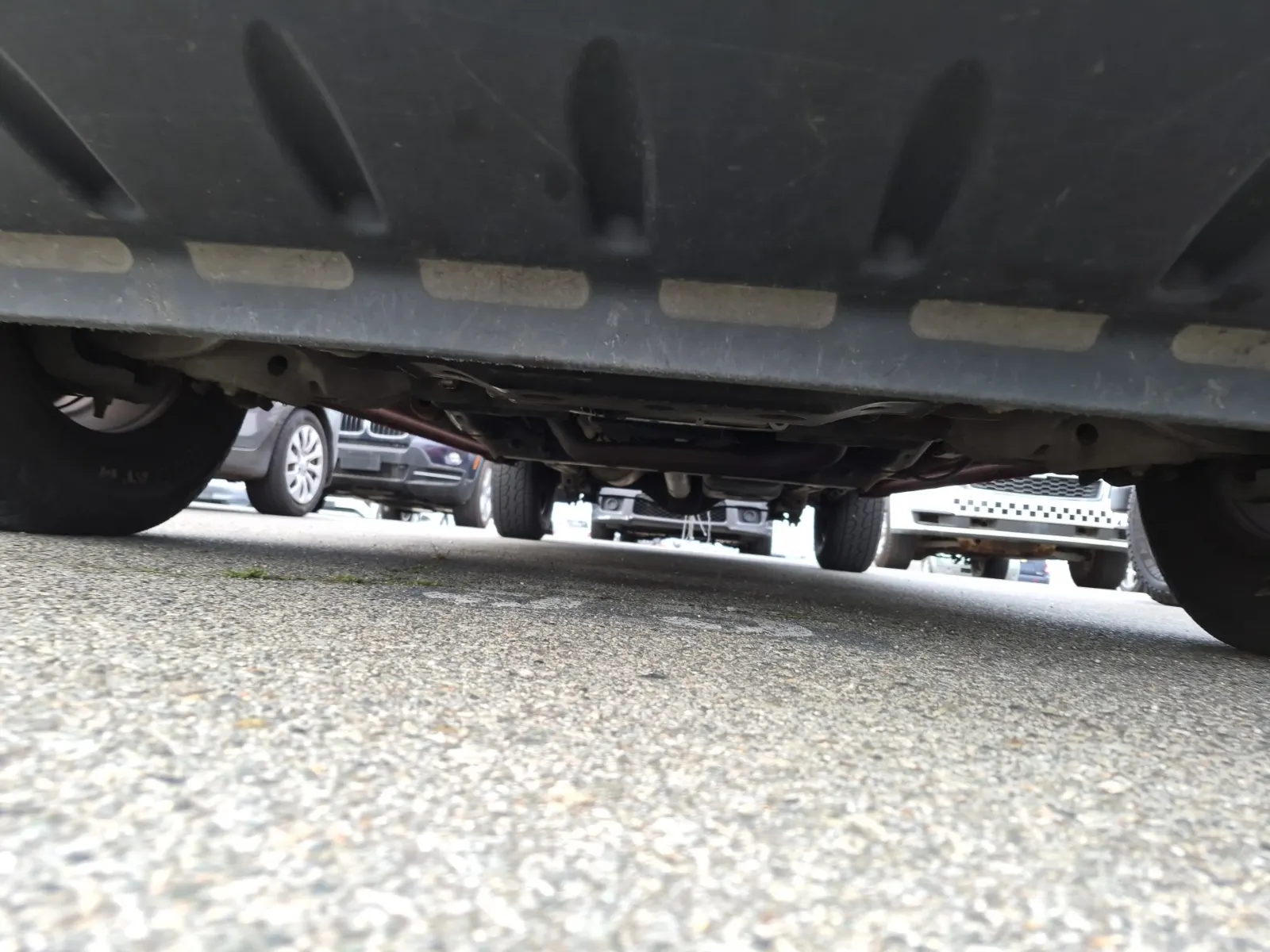 Undercarriage - Front Photo