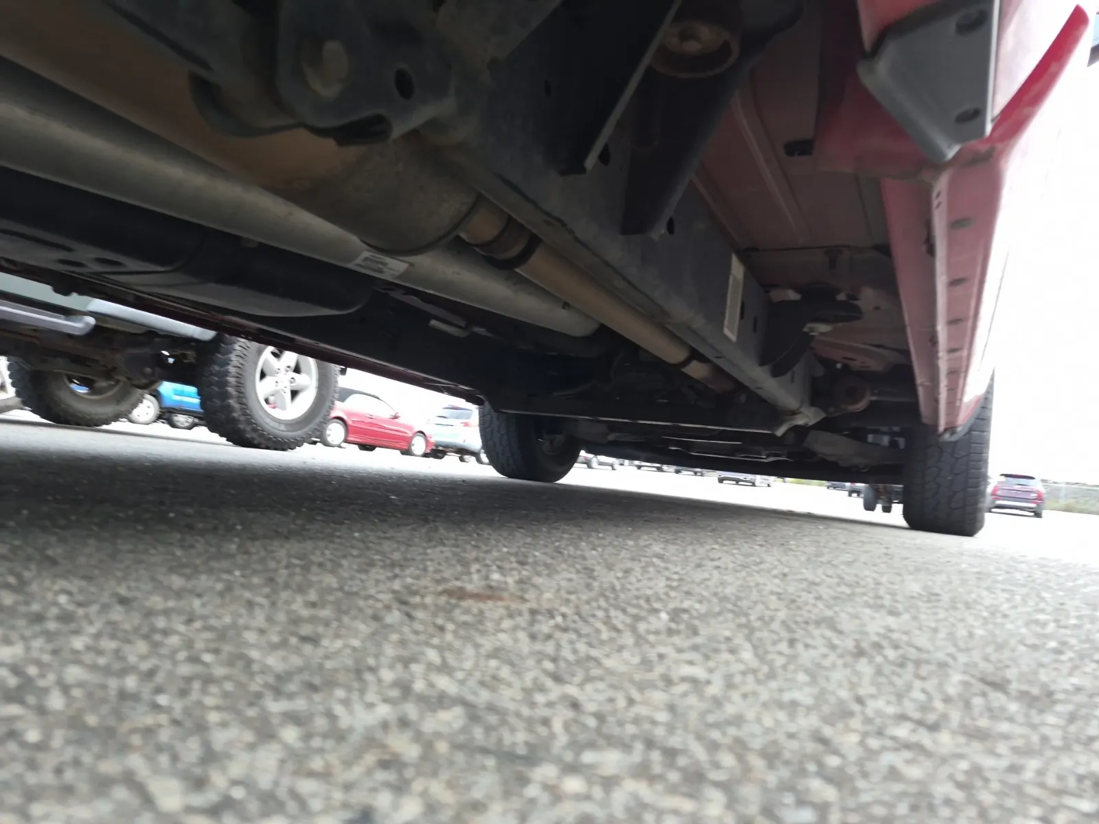 Undercarriage - Passenger Photo