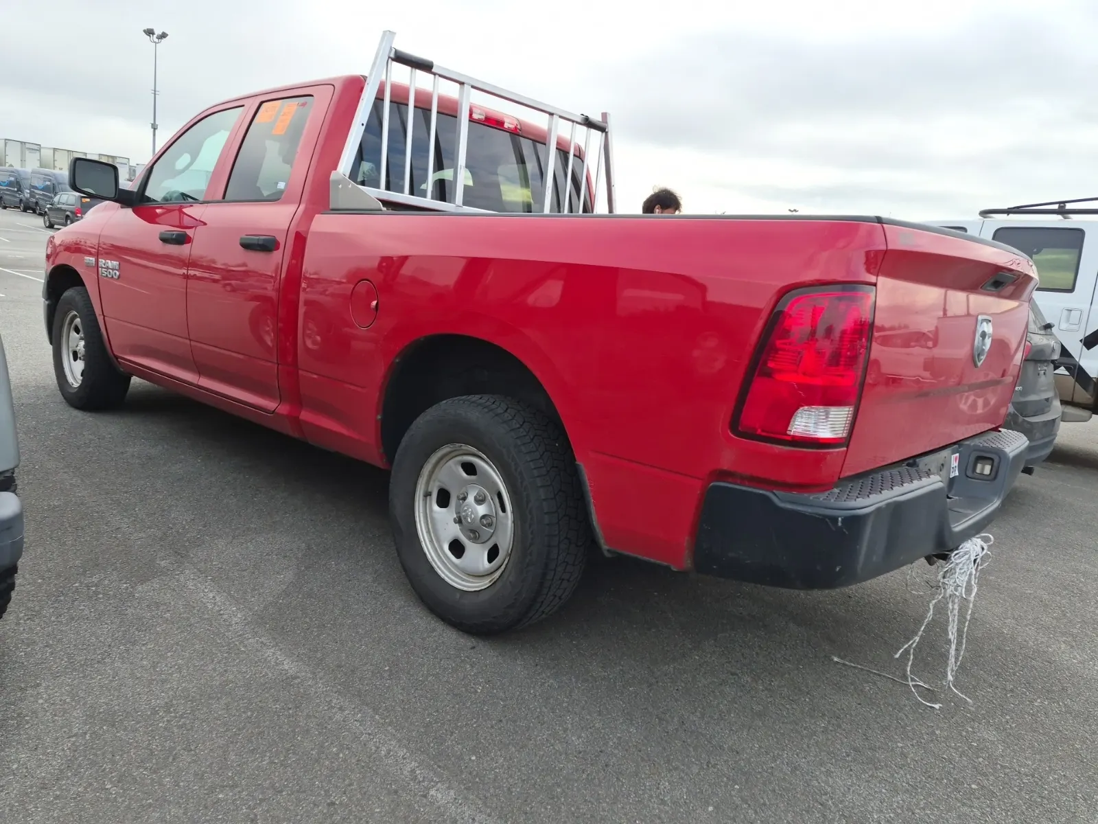 Driver Rear 3/4 Photo