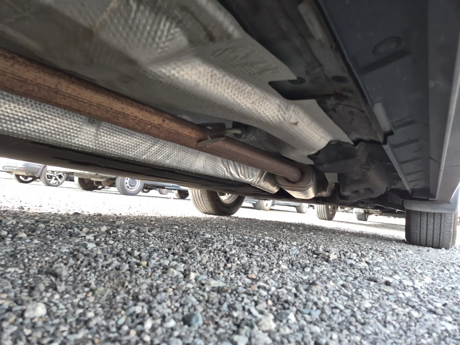 Undercarriage - Passenger Photo