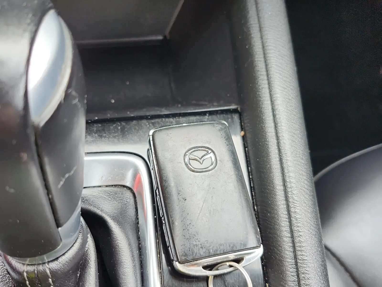 Keys/Fobs/Manual Photo