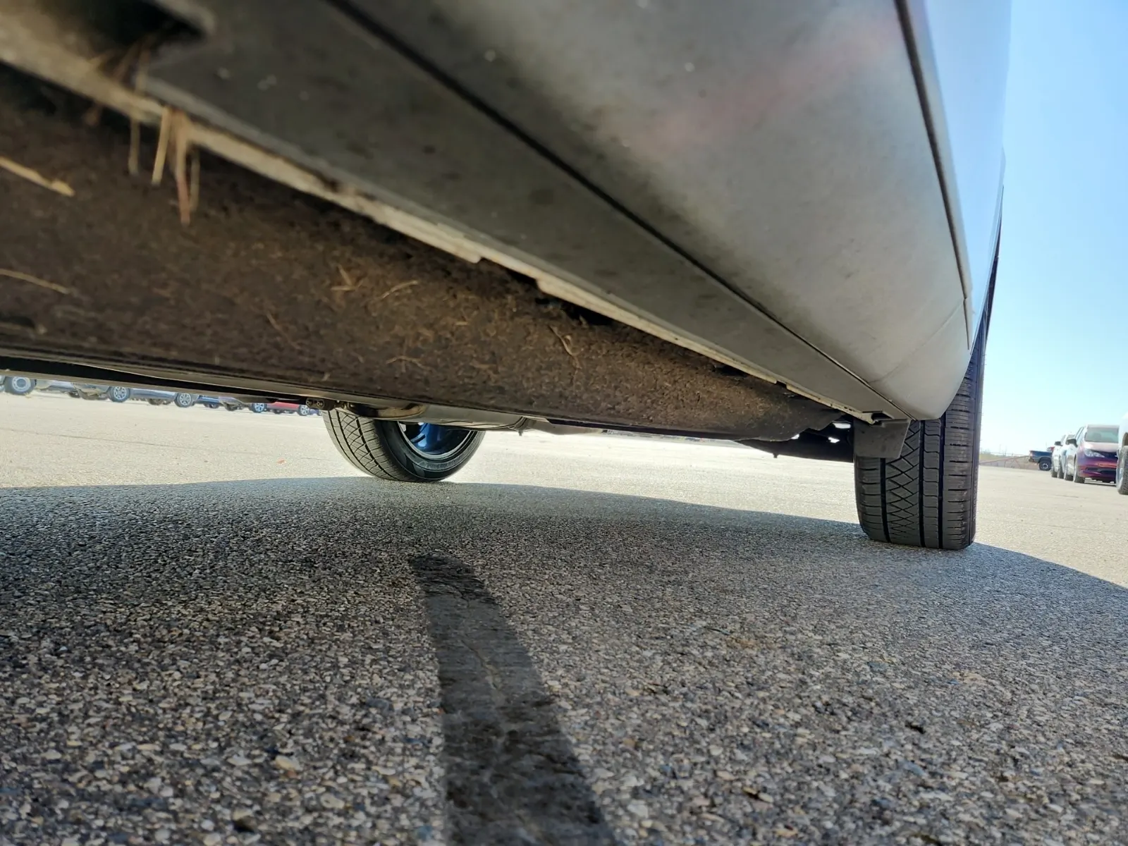 Undercarriage - Driver Photo