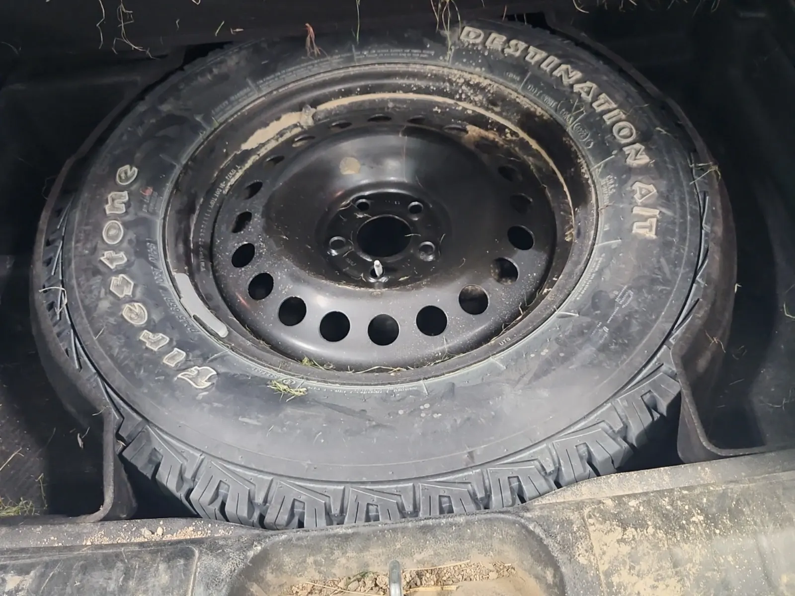 Spare Tire & Wheel Photo