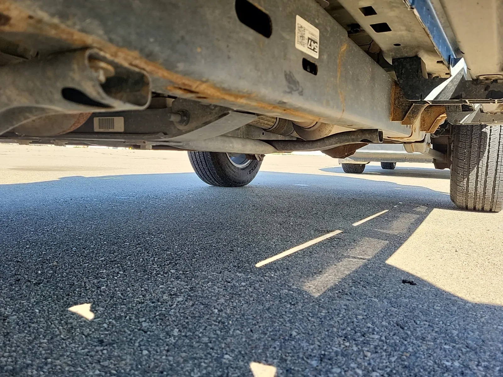 Undercarriage - Driver Photo