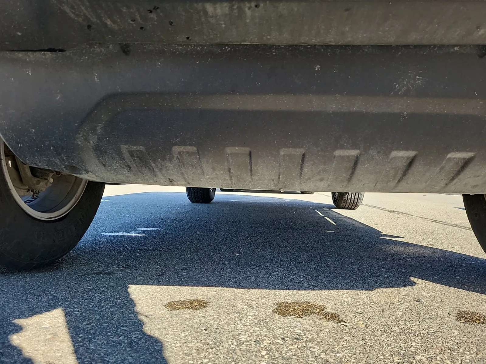 Undercarriage - Front Photo