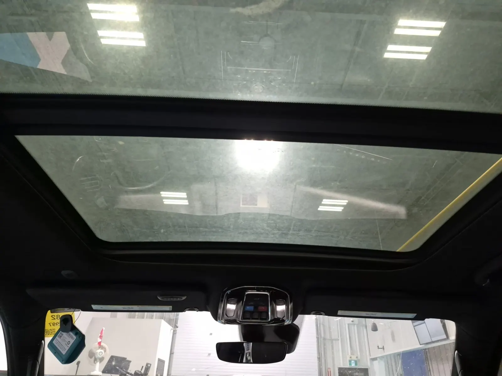 Interior Roof Photo