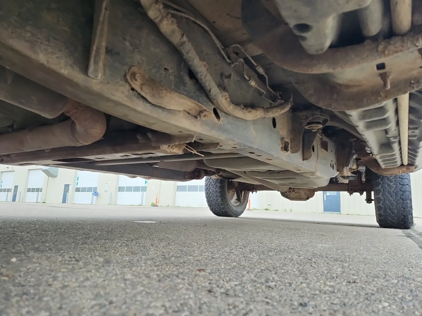 Undercarriage - Driver Photo