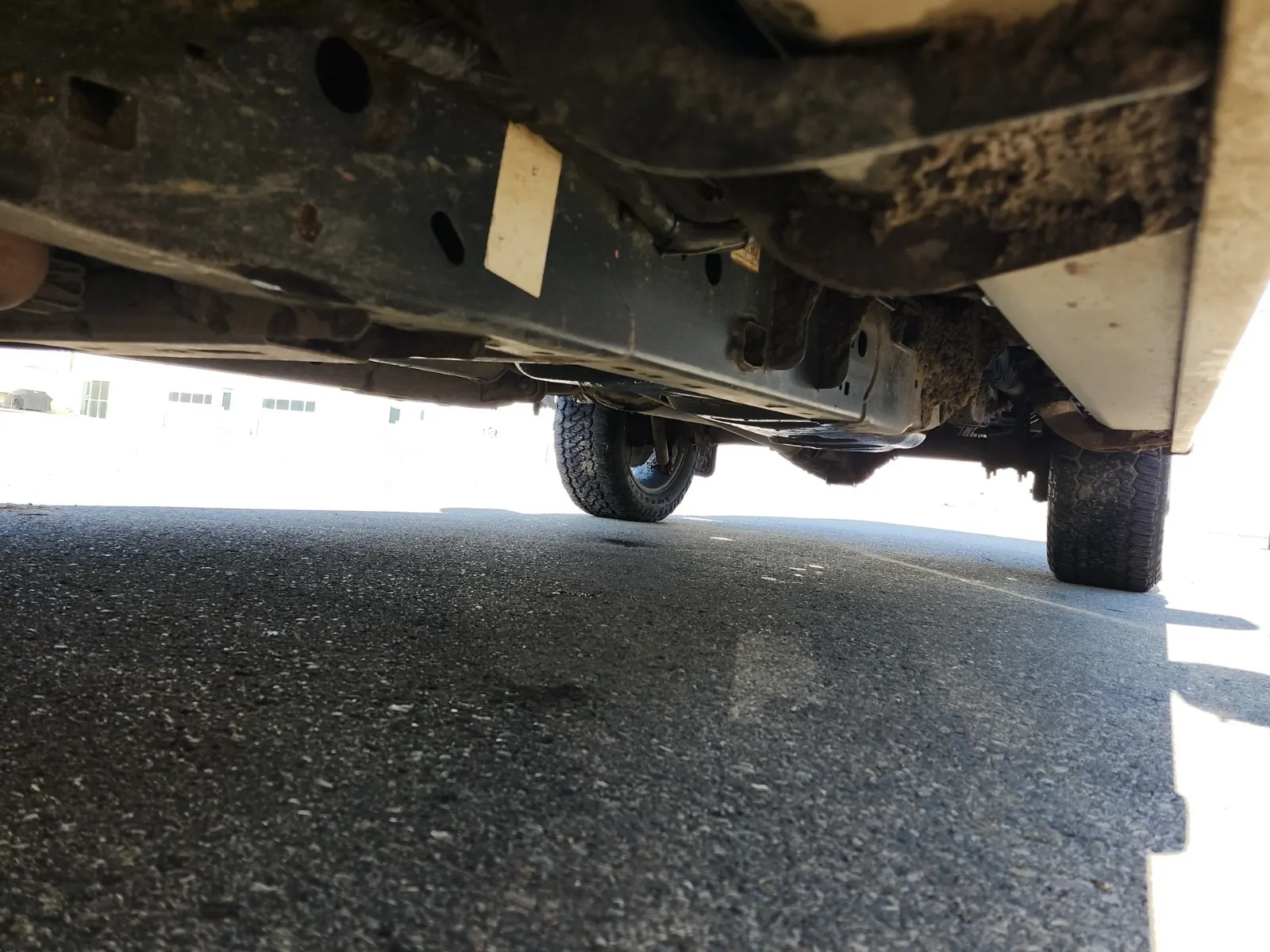 Undercarriage - Driver Photo
