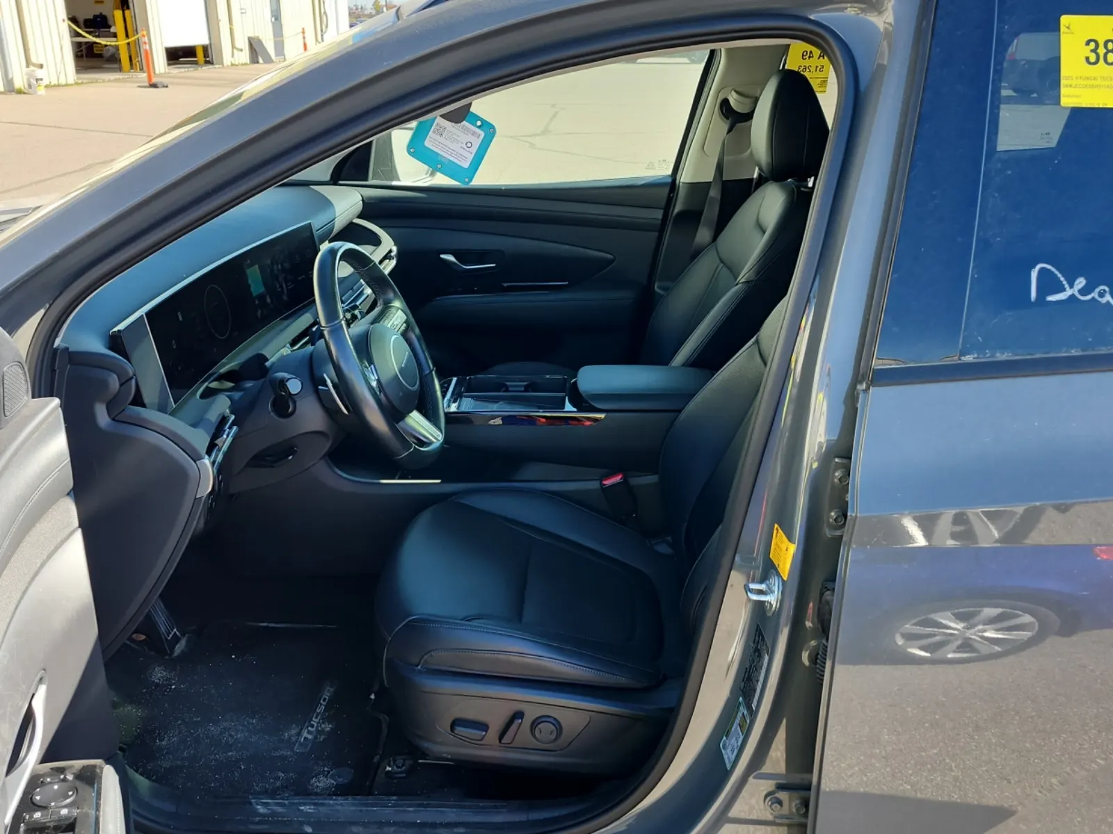 Front Interior Photo