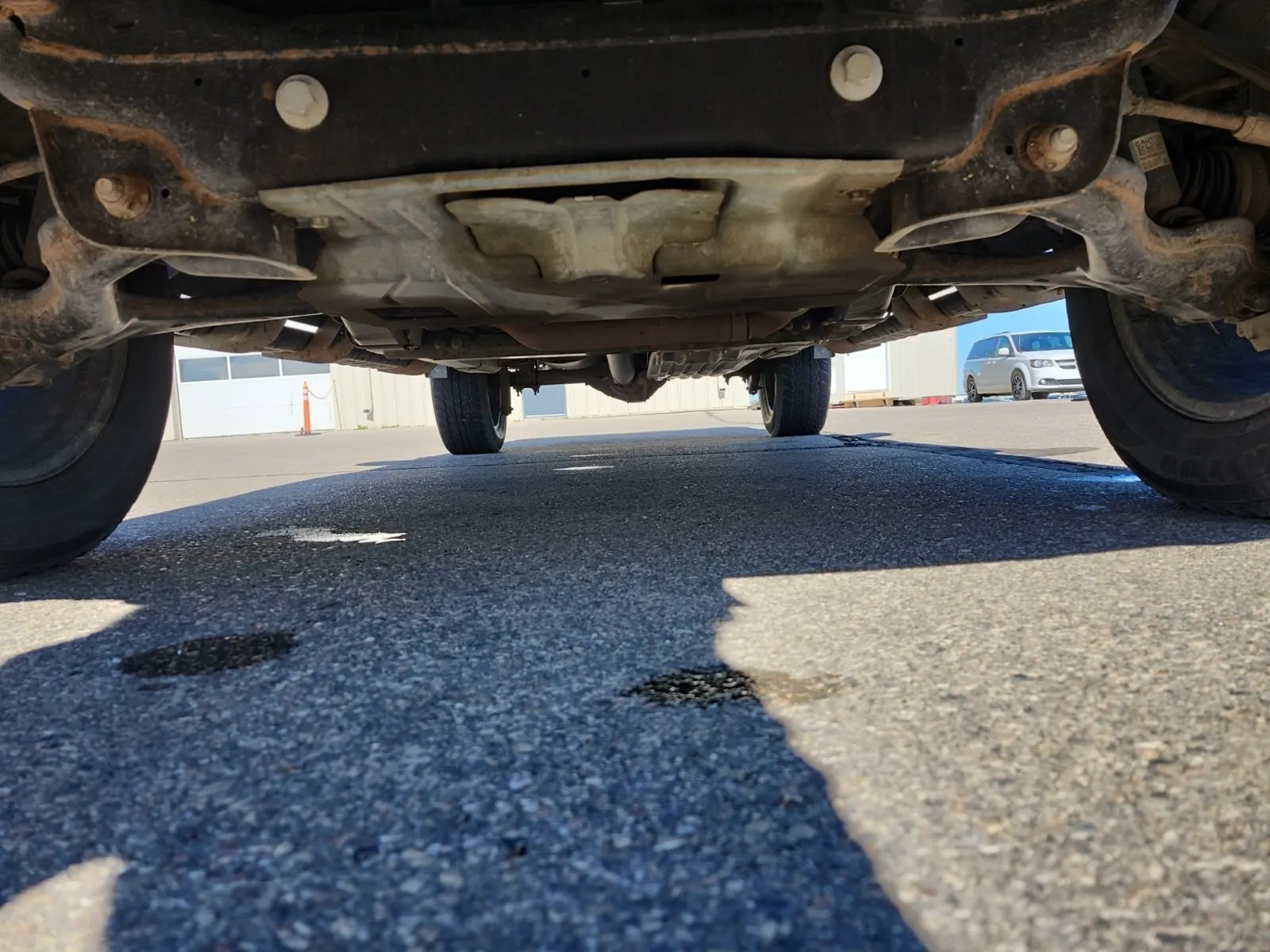 Undercarriage - Front Photo