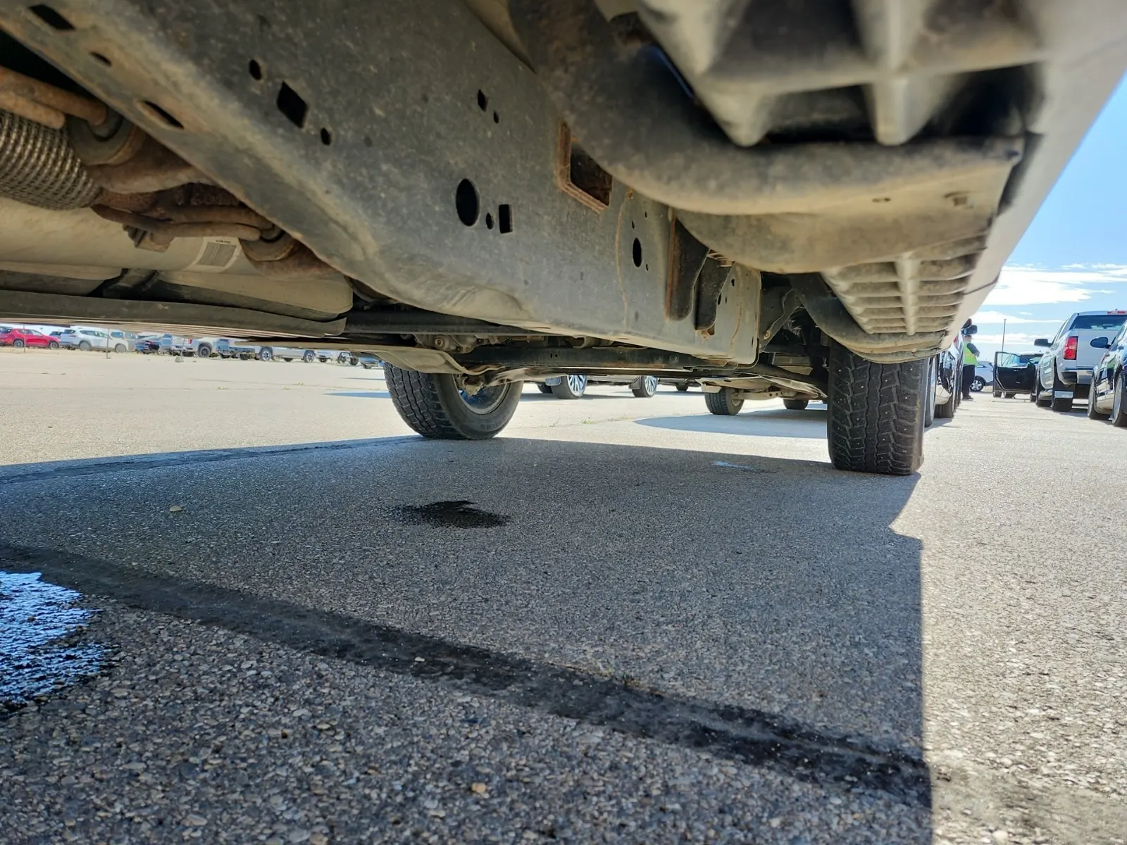 Undercarriage - Passenger Photo