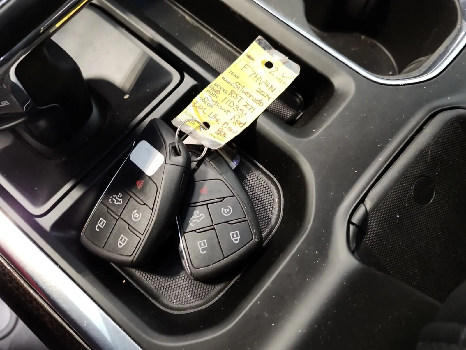 Keys/Fobs/Manual Photo