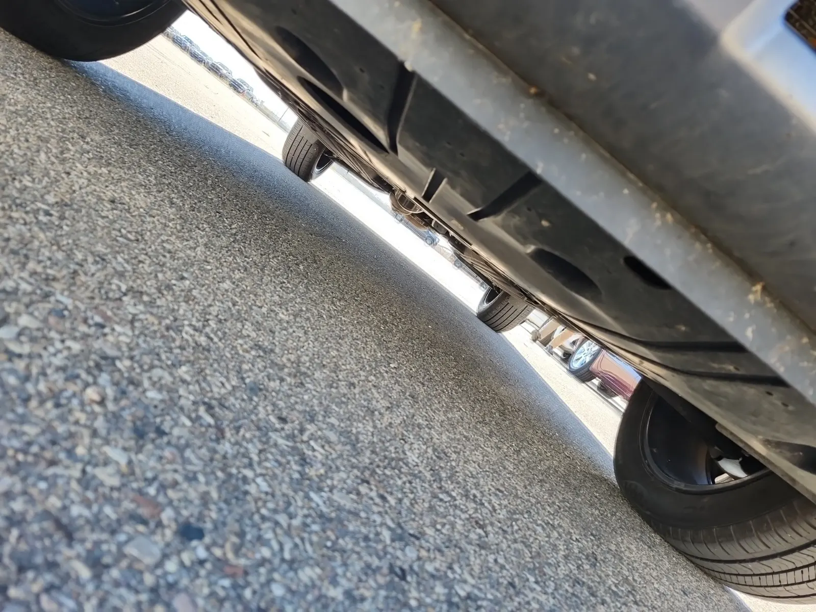 Undercarriage - Front Photo