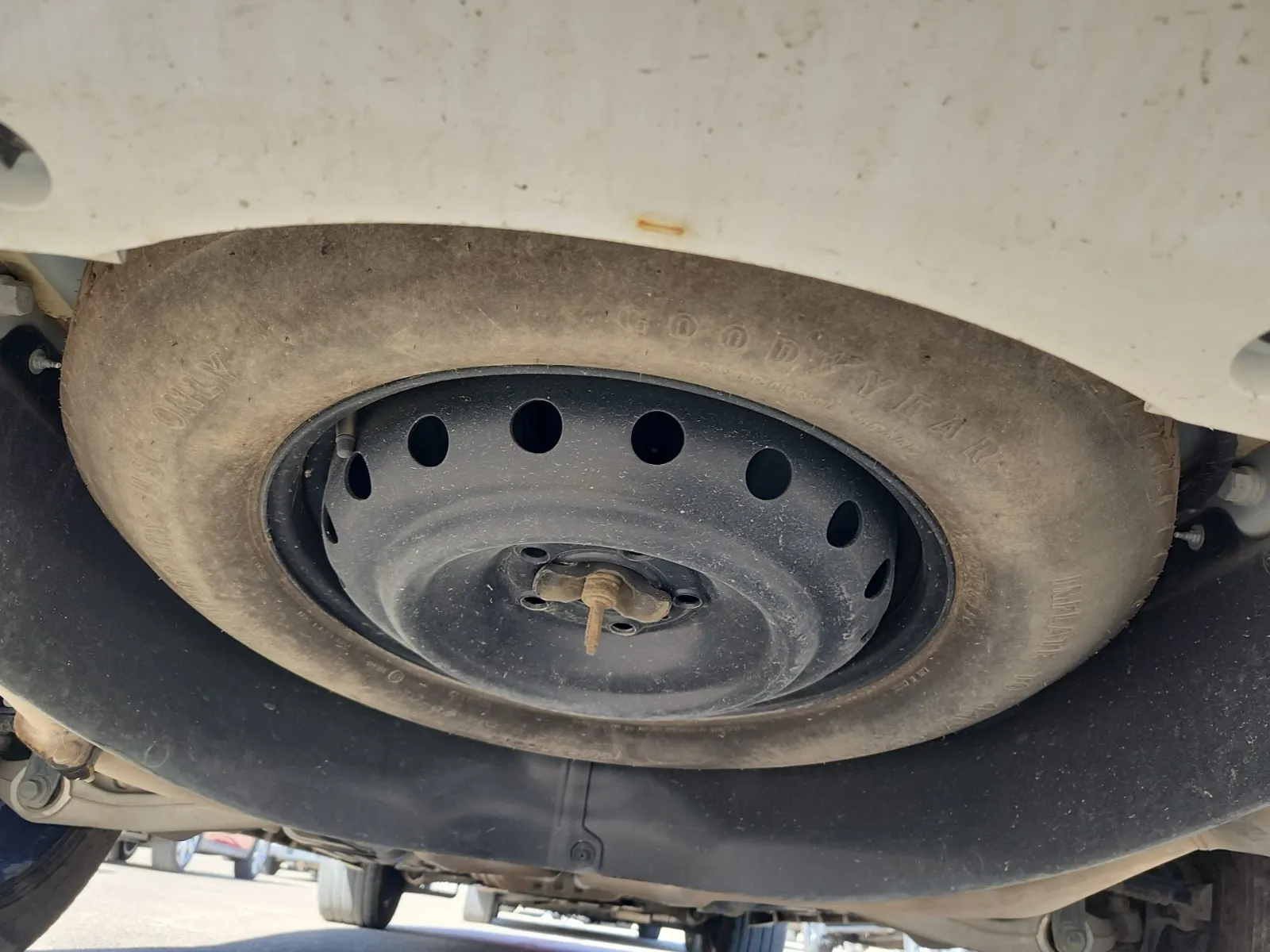 Spare Tire & Wheel Photo