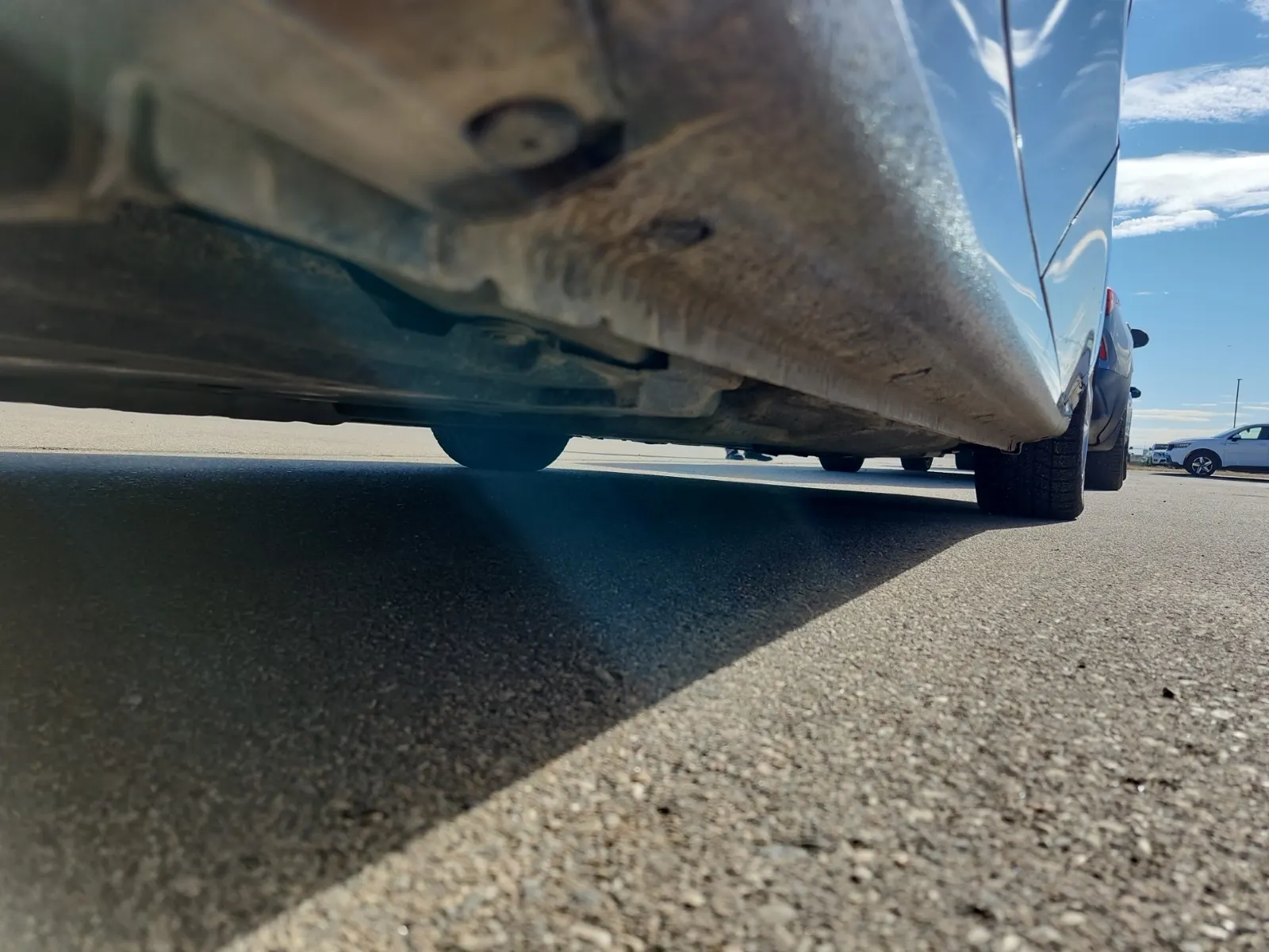 Undercarriage - Passenger Photo