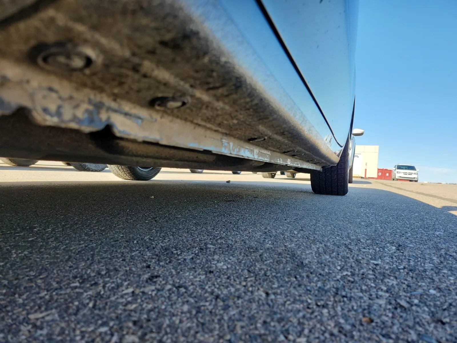 Undercarriage - Driver Photo
