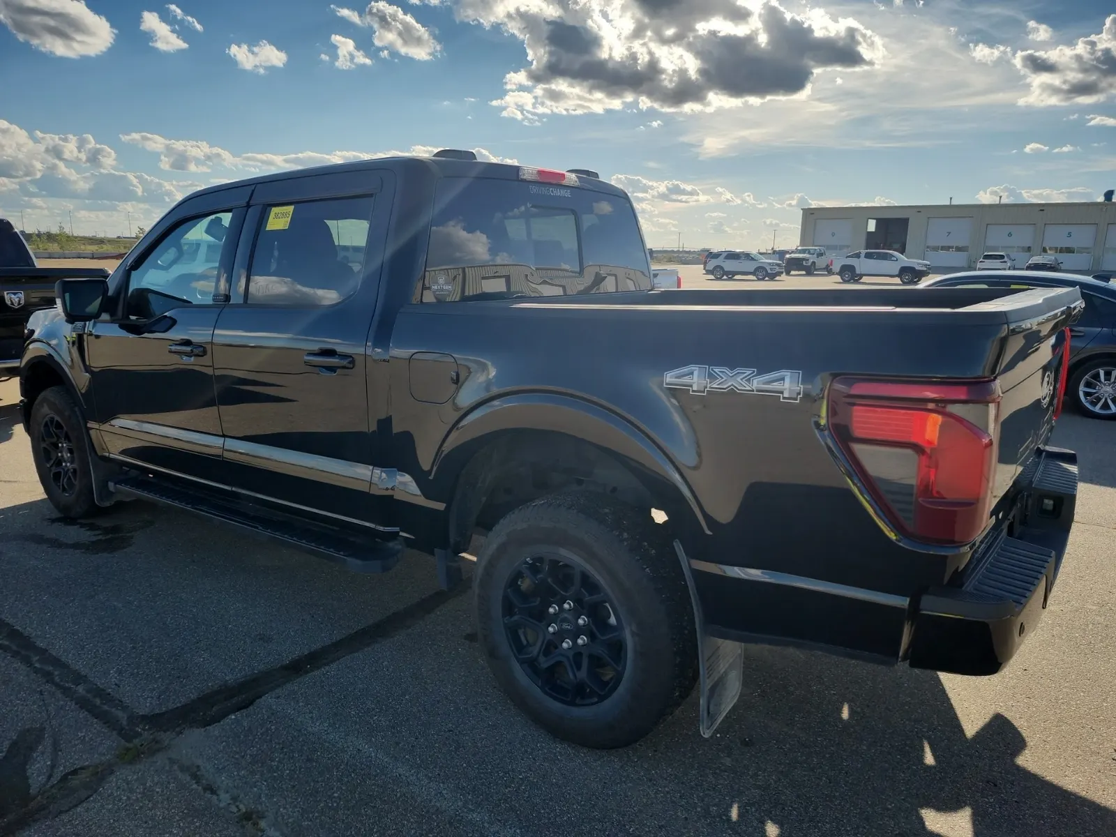 Driver Rear 3/4 Photo