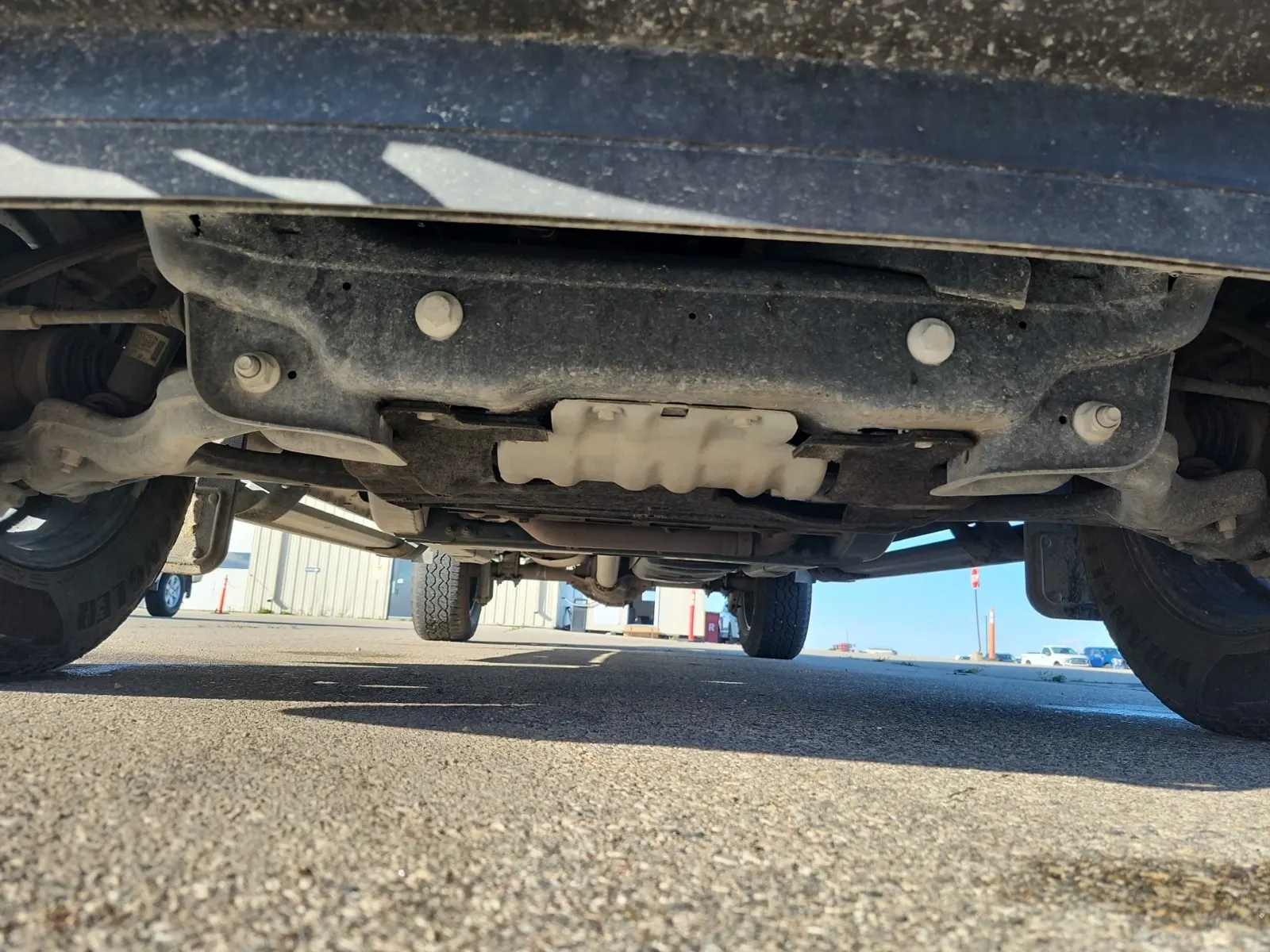 Undercarriage - Front Photo