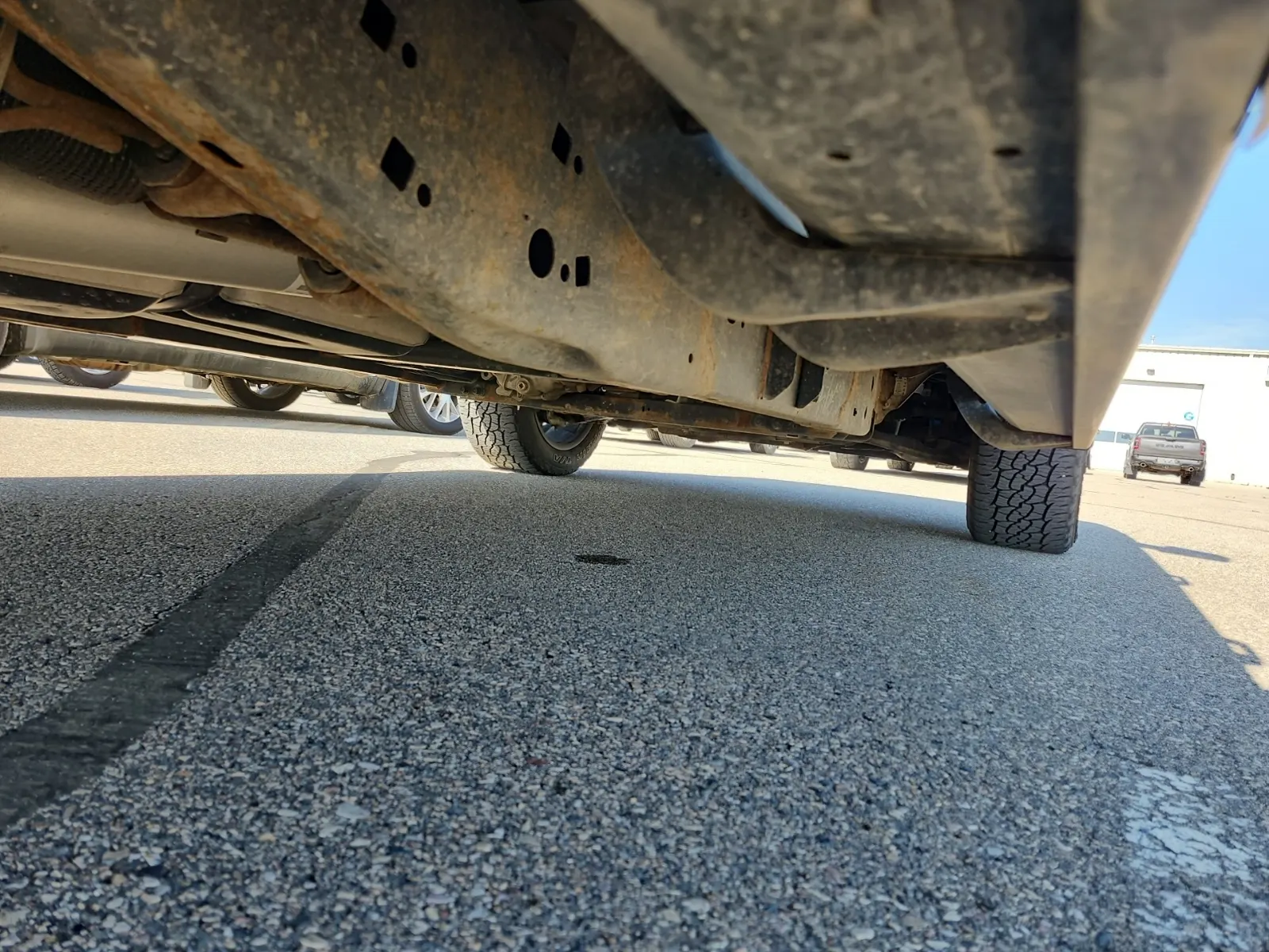 Undercarriage - Passenger Photo