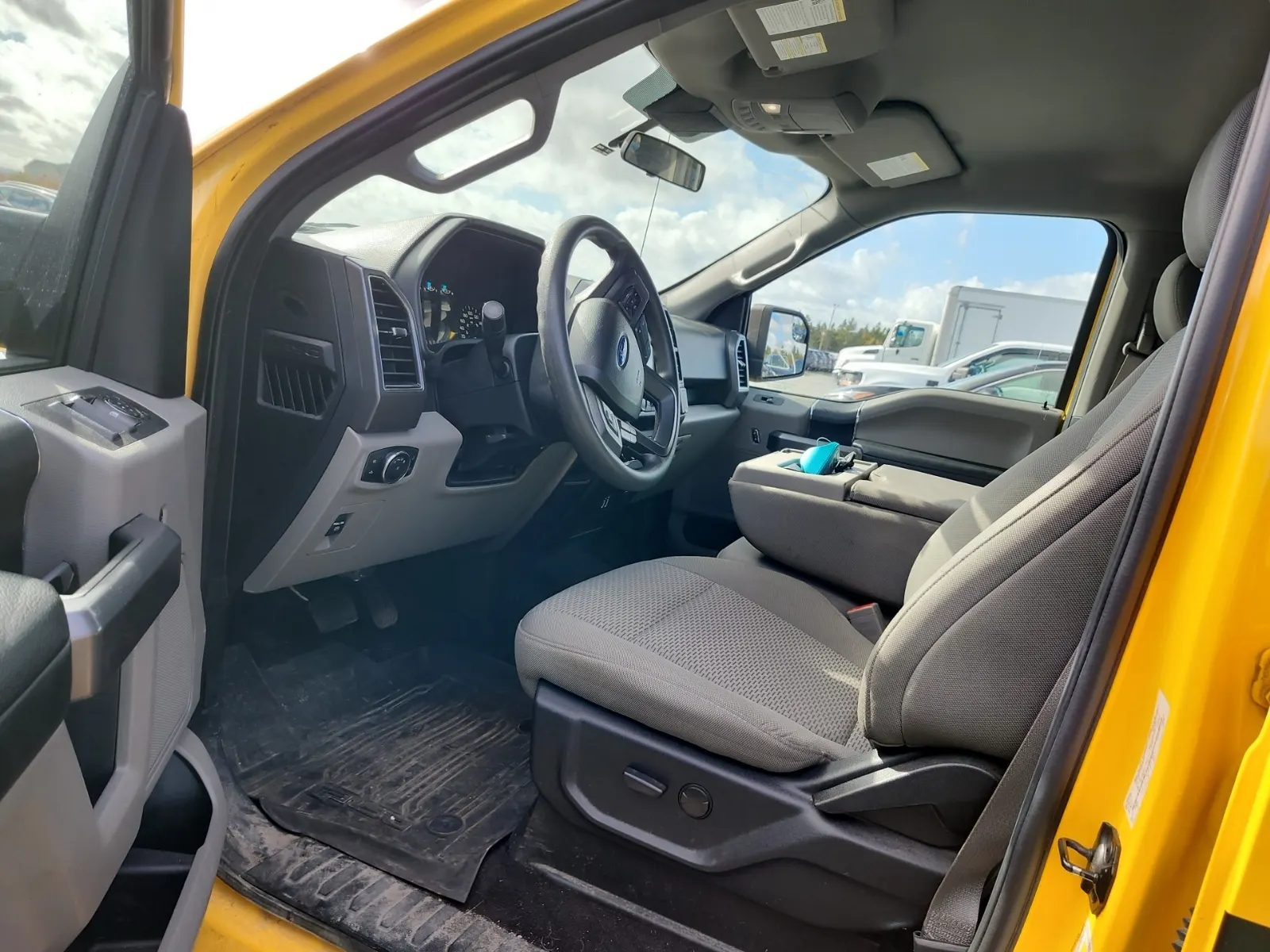 Front Interior Photo