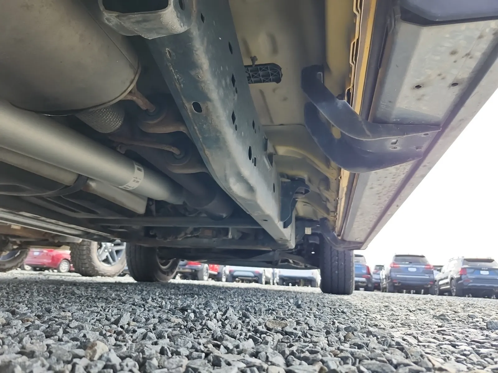 Undercarriage - Passenger Photo