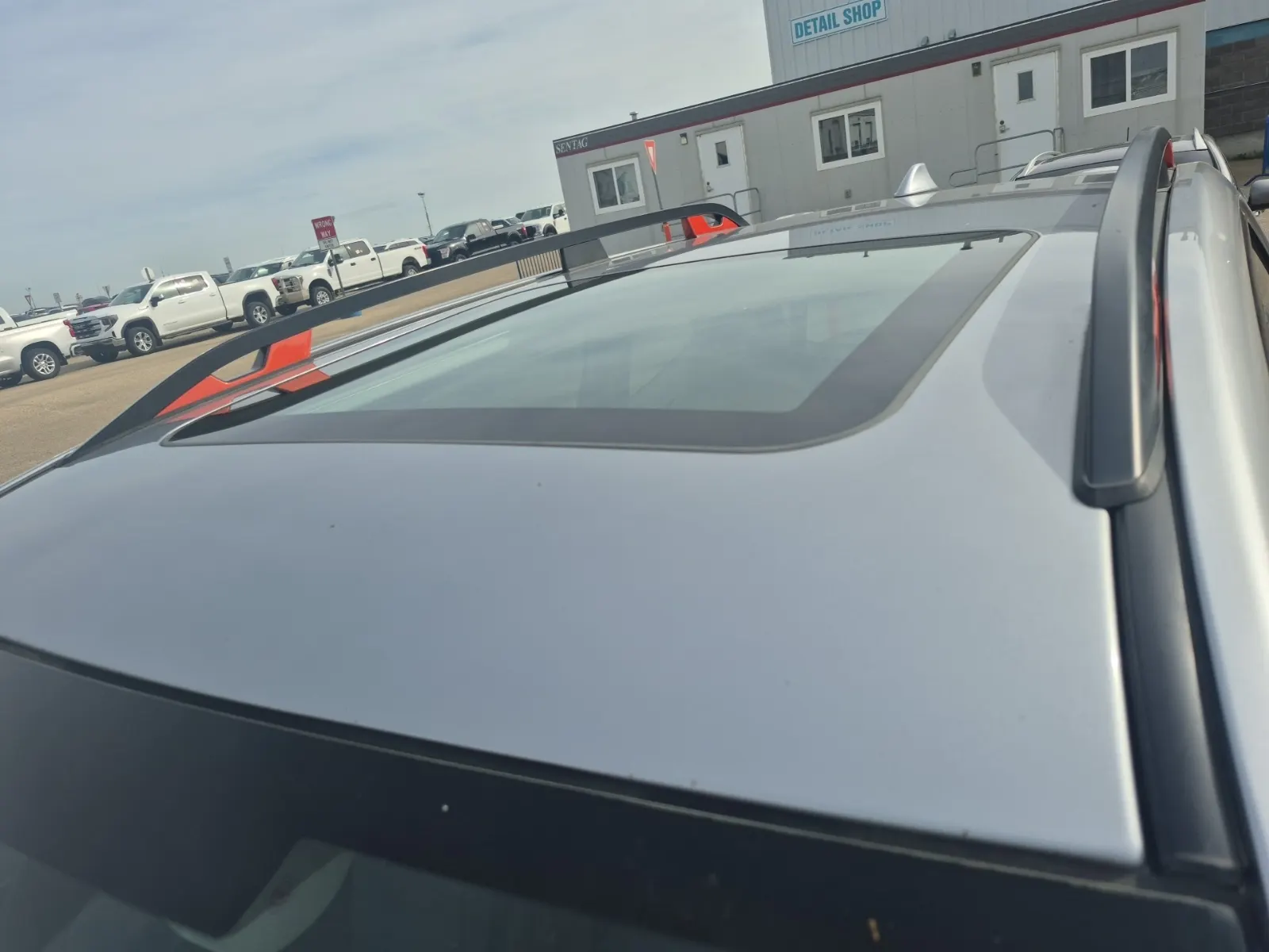 Exterior Roof Photo