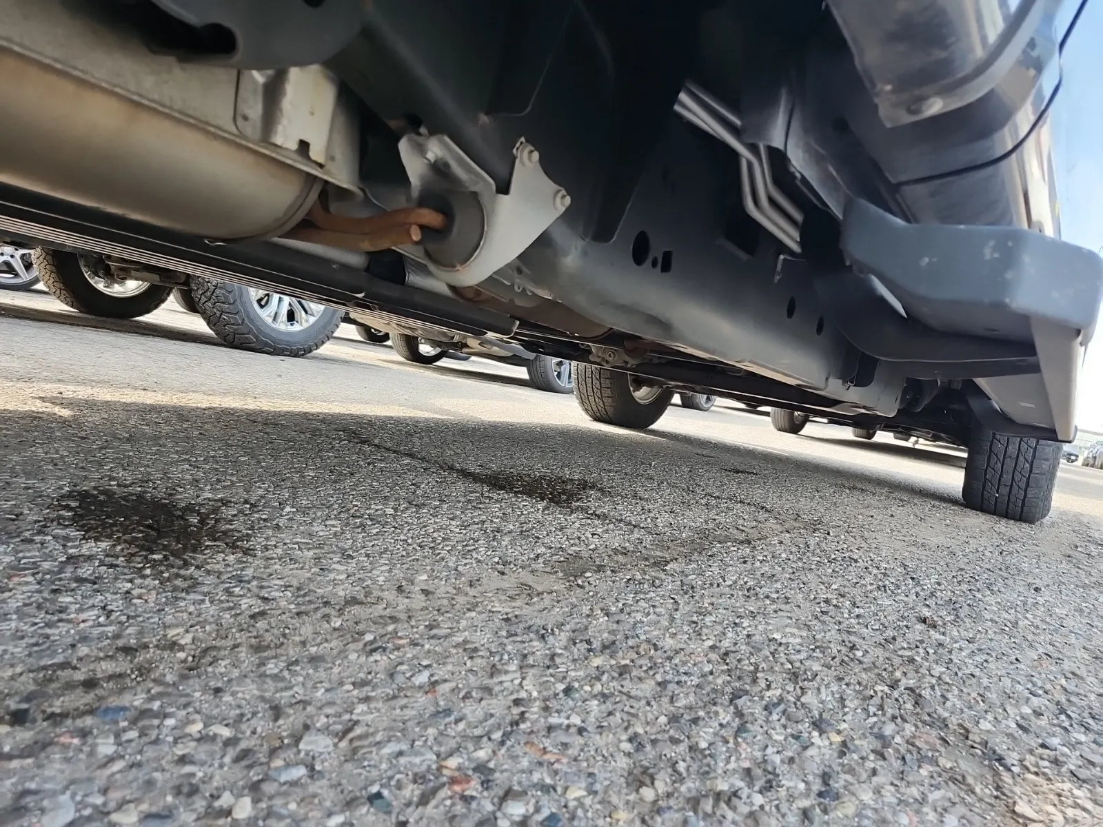 Undercarriage - Passenger Photo