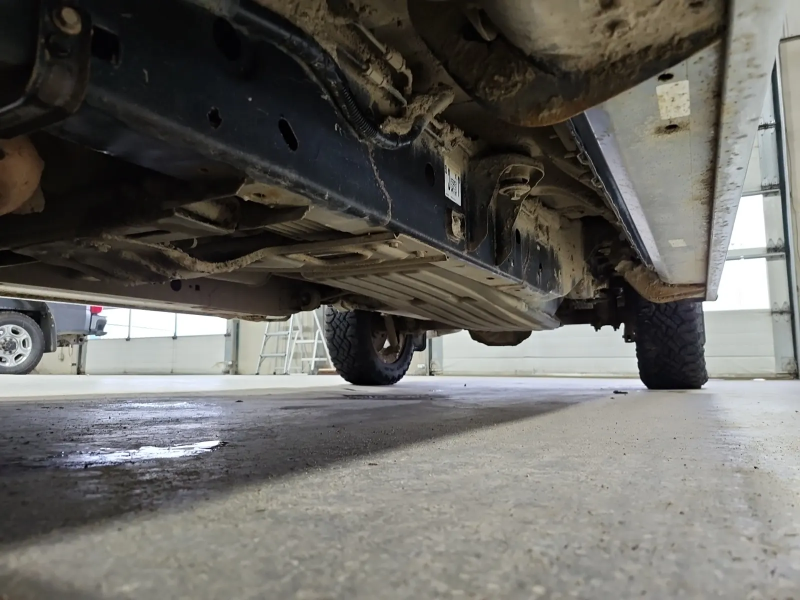 Undercarriage - Driver Photo