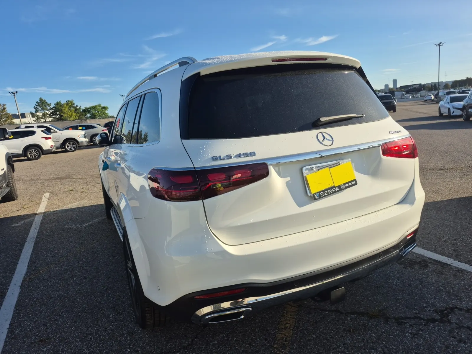 Driver Rear 3/4 Photo