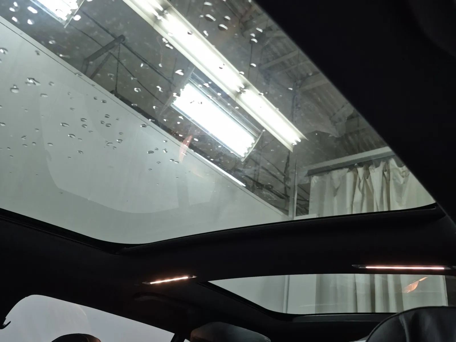 Interior Roof Photo