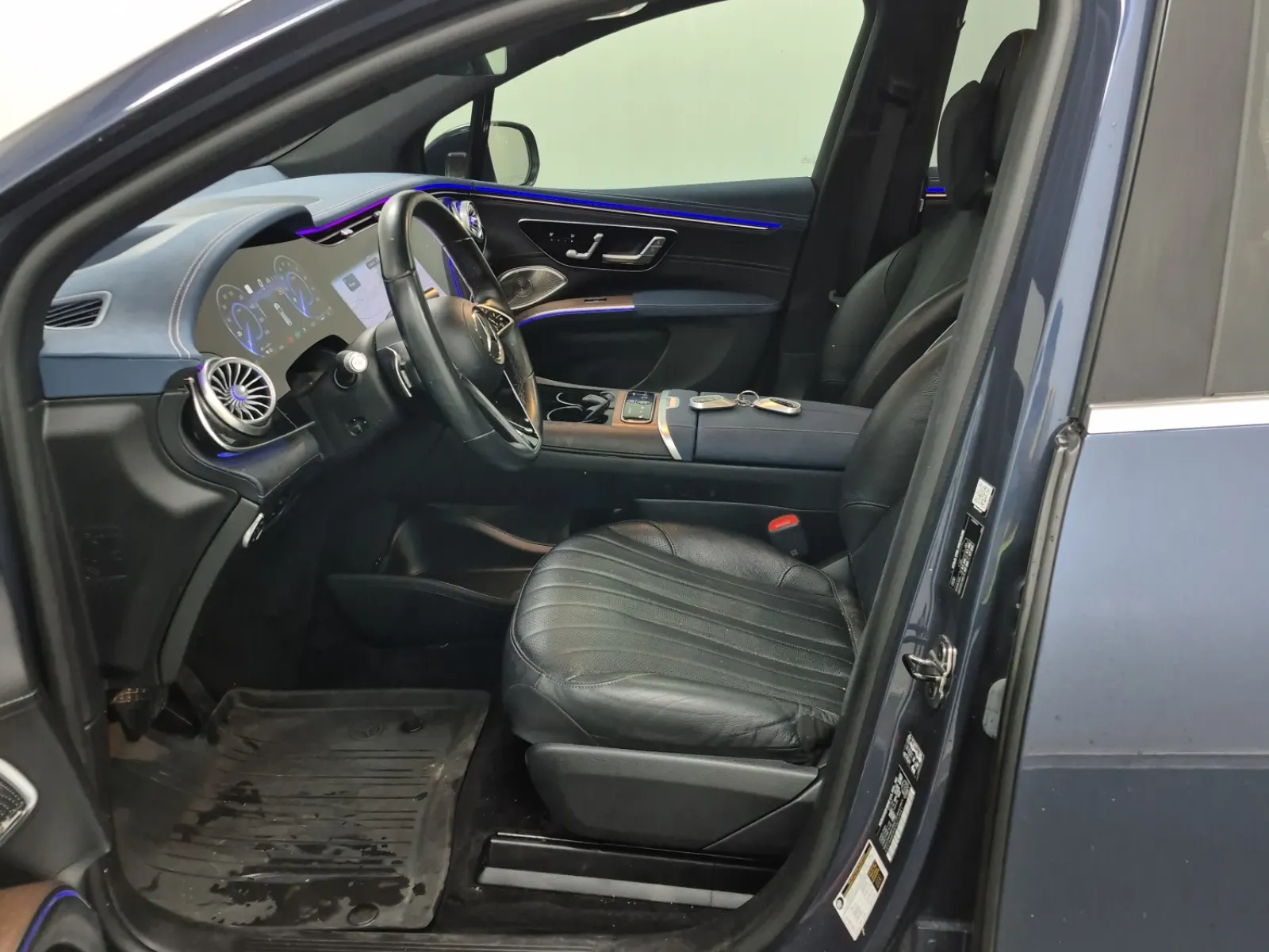 Front Interior Photo