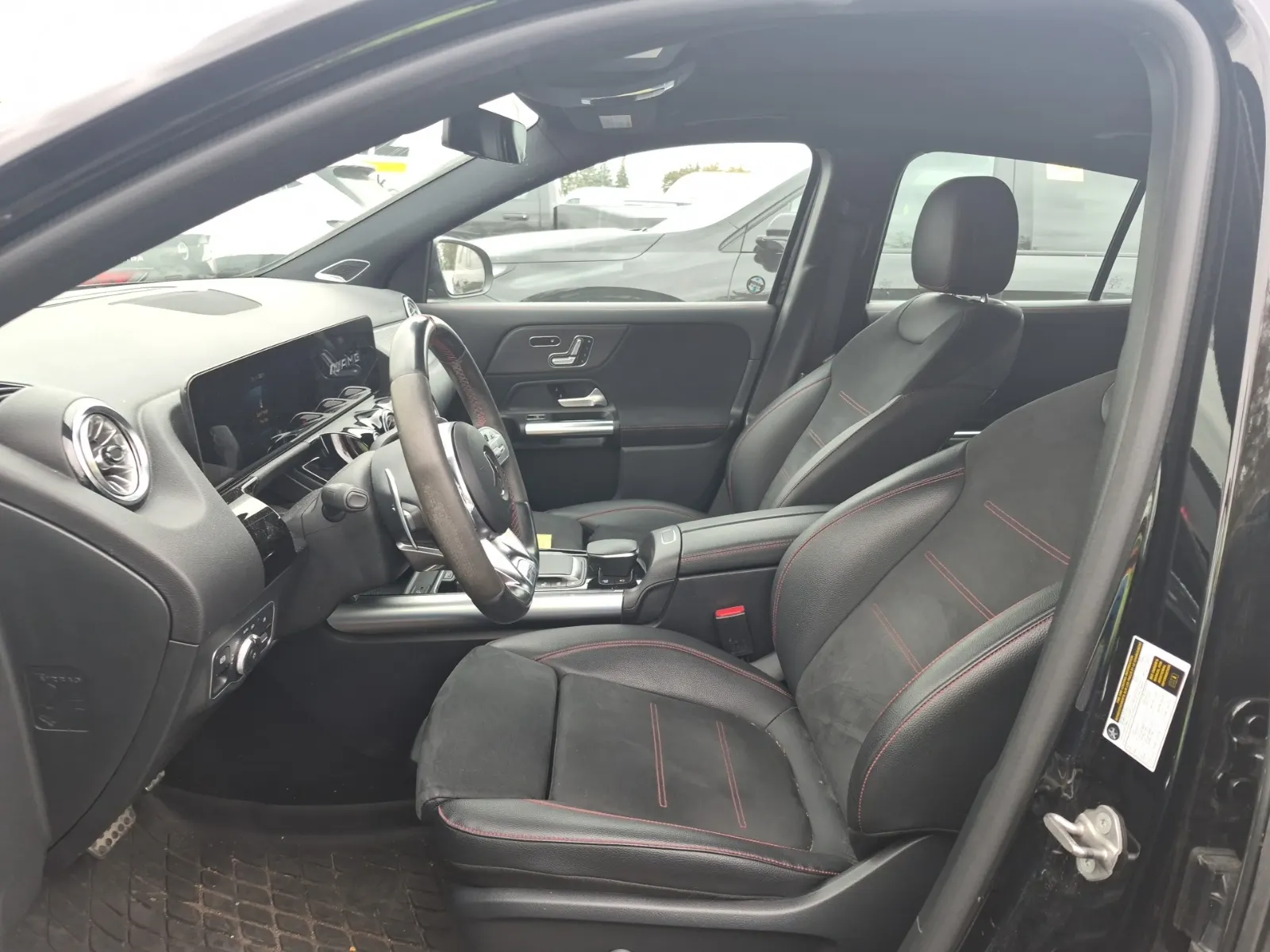 Front Interior Photo