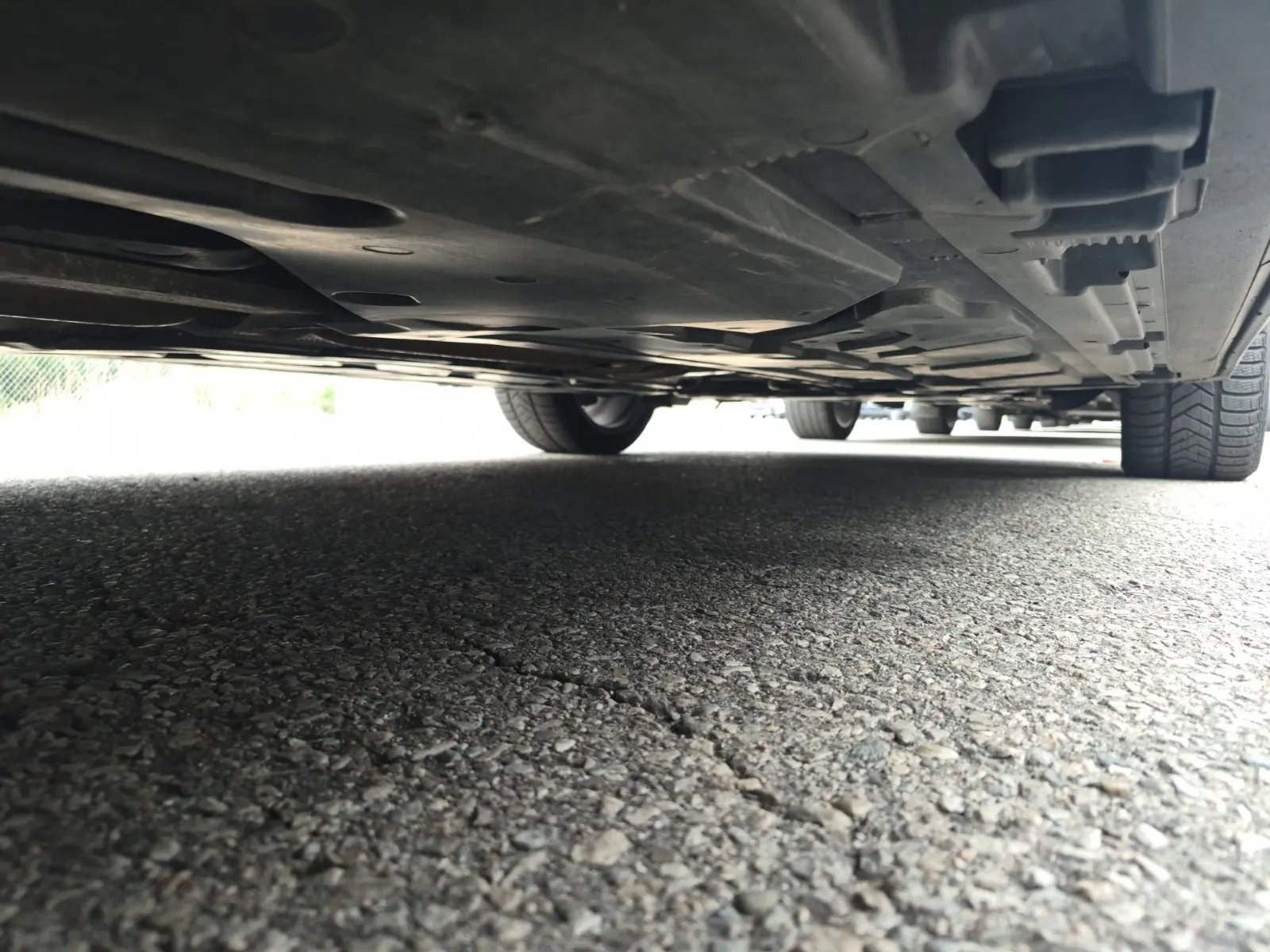 Undercarriage - Passenger Photo