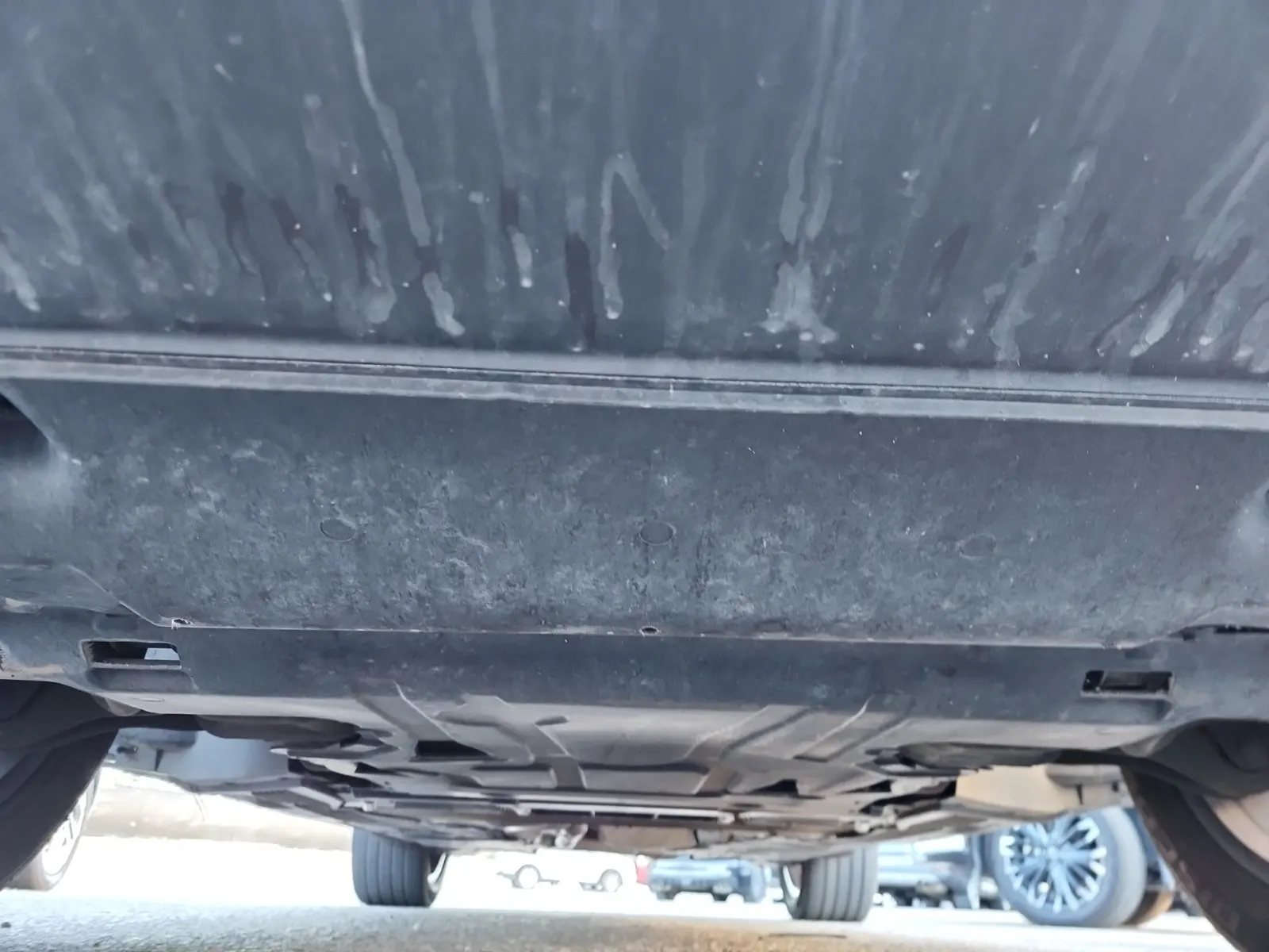 Undercarriage - Front Photo