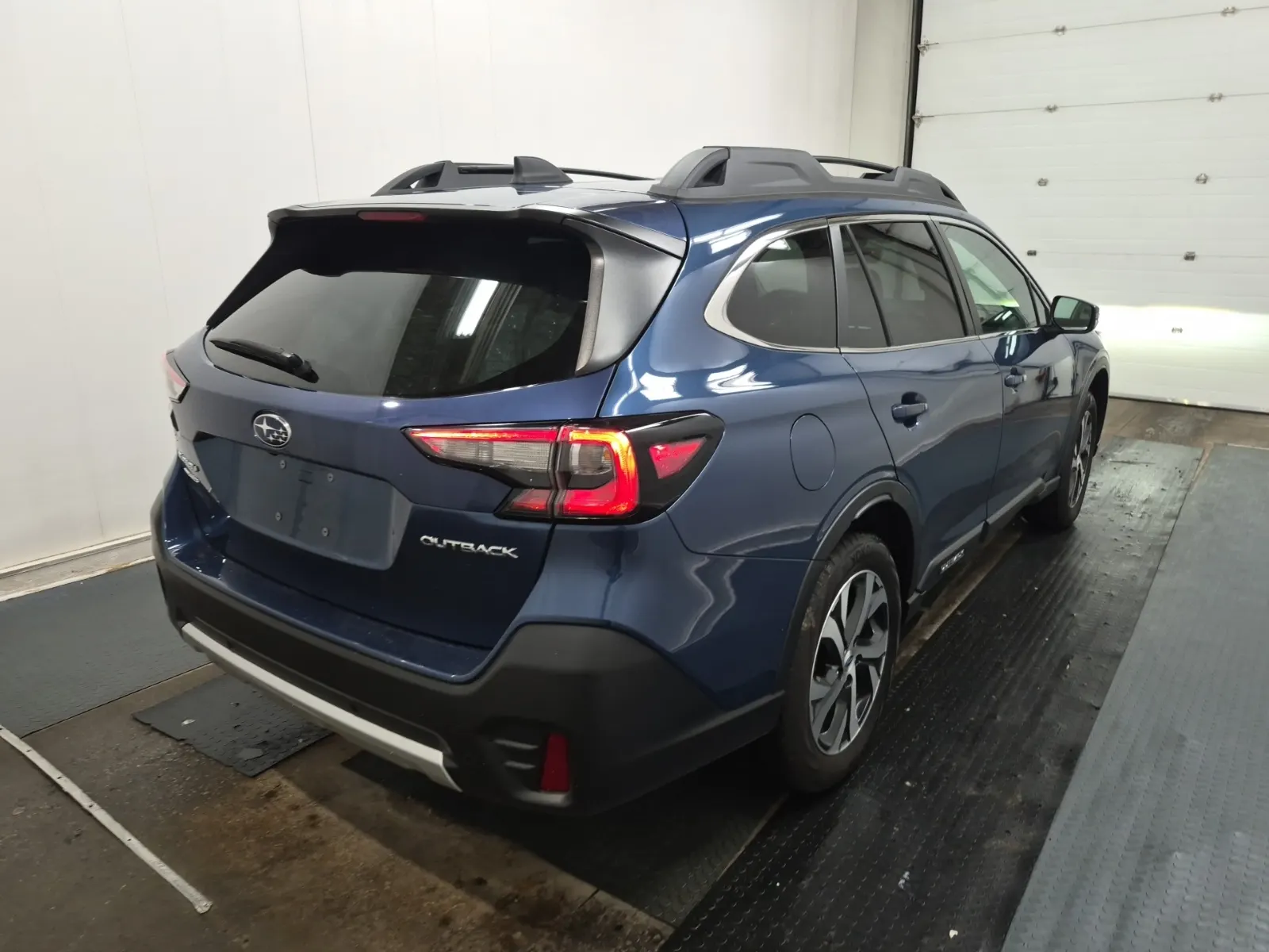 Passenger Rear 3/4 Photo