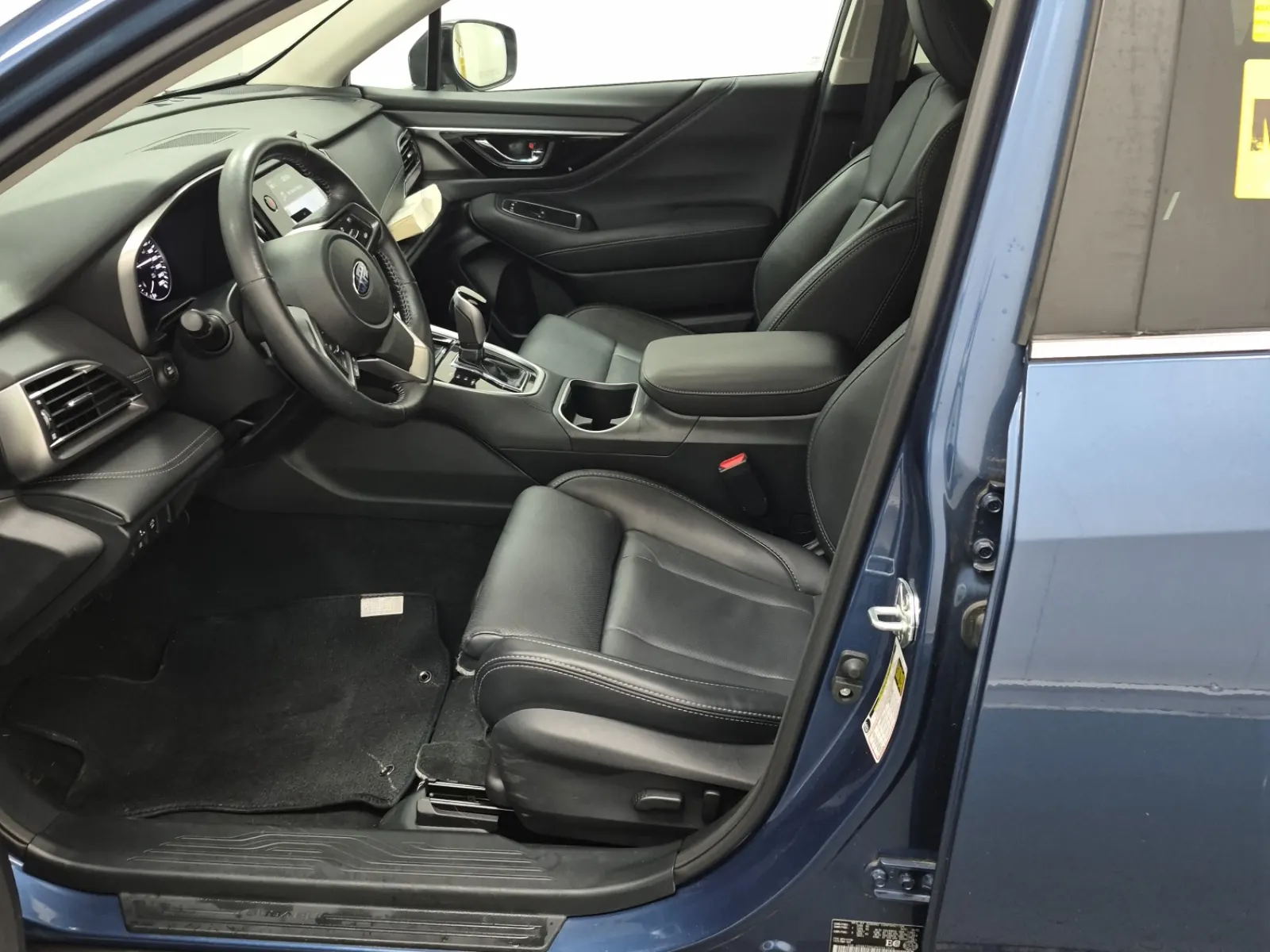 Front Interior Photo