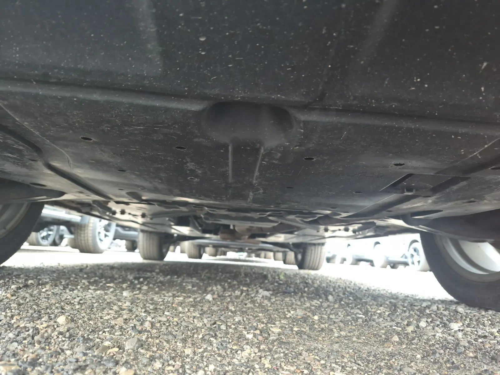 Undercarriage - Front Photo