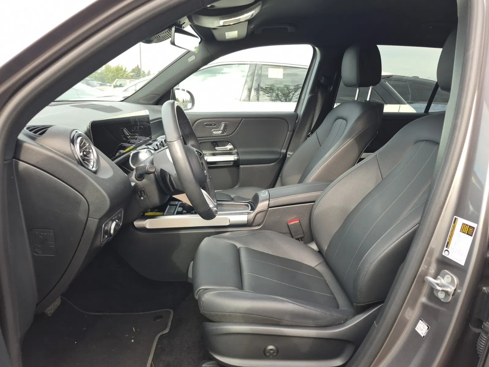 Front Interior Photo