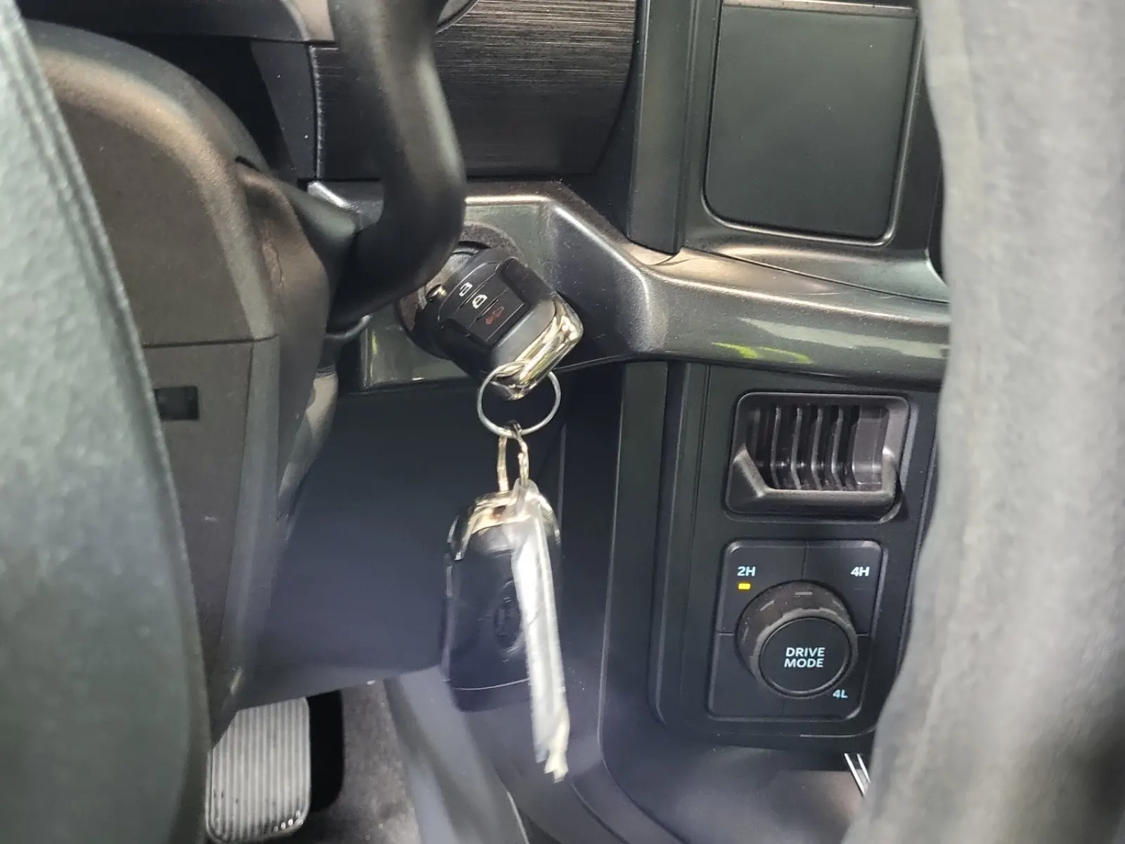 Keys/Fobs/Manual Photo