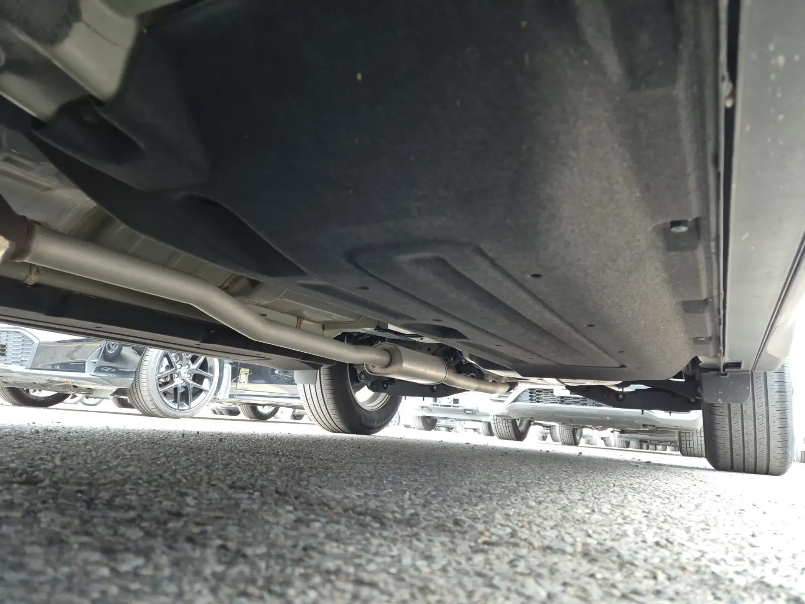 Undercarriage - Driver Photo