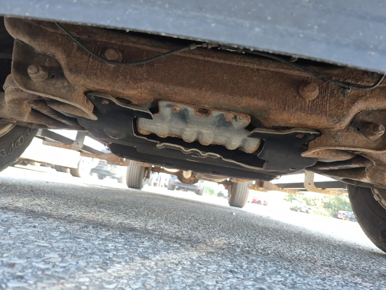 Undercarriage - Front Photo