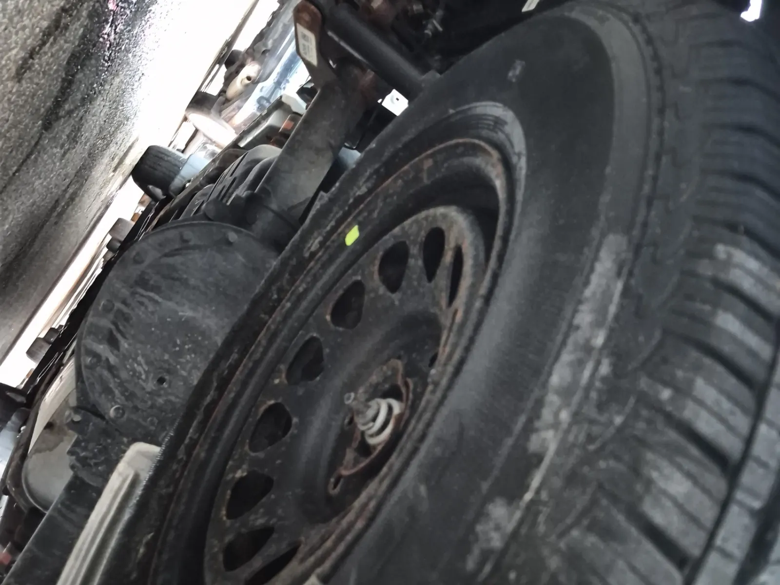 Spare Tire & Wheel Photo