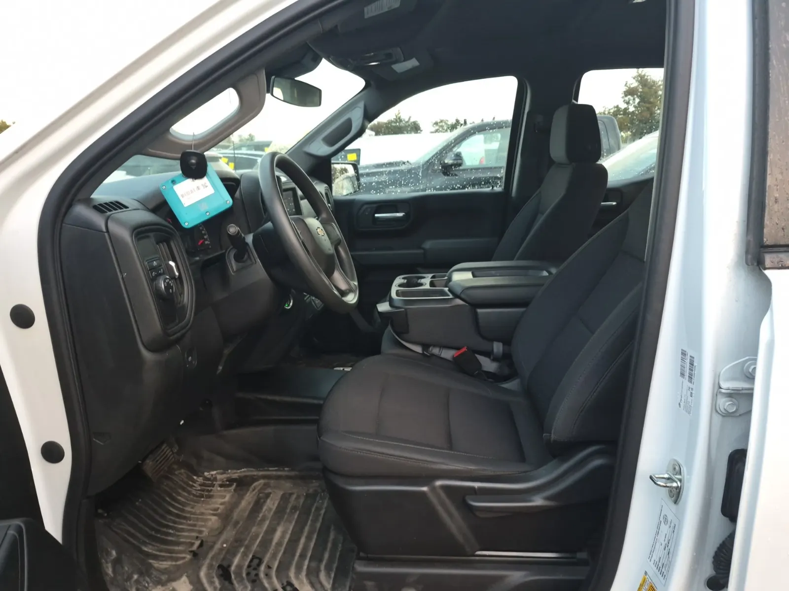 Front Interior Photo
