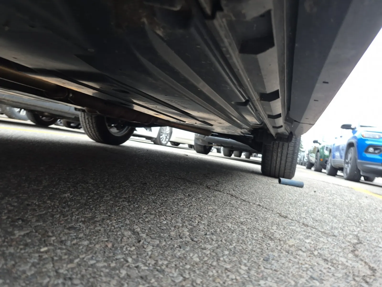 Undercarriage - Driver Photo