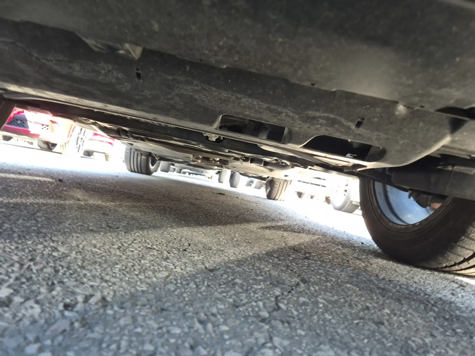 Undercarriage - Front Photo