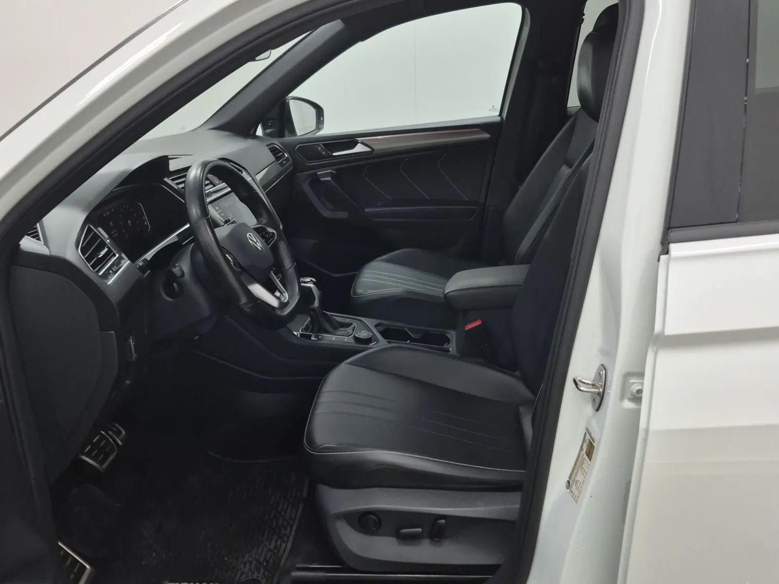 Front Interior Photo