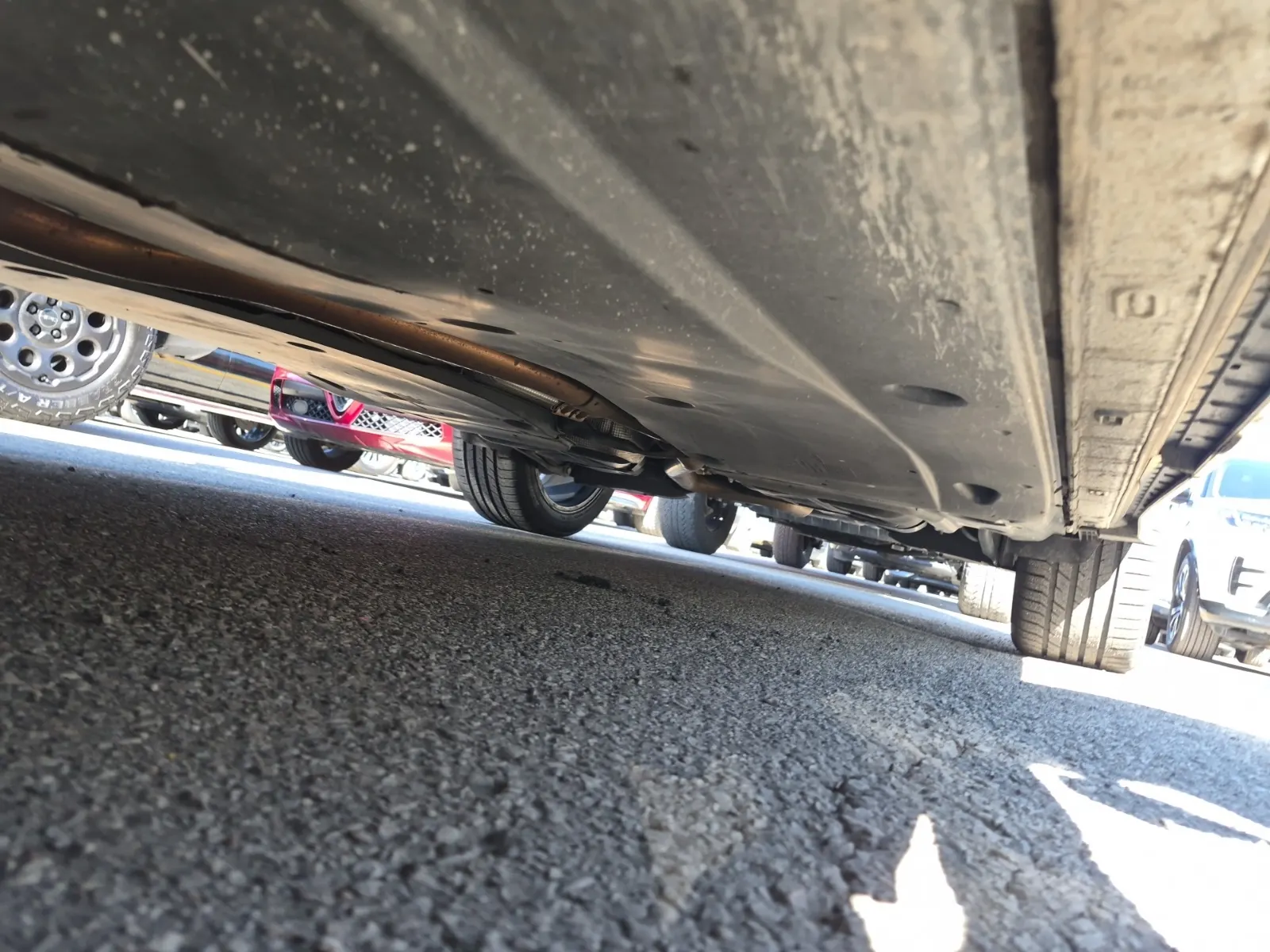 Undercarriage - Driver Photo