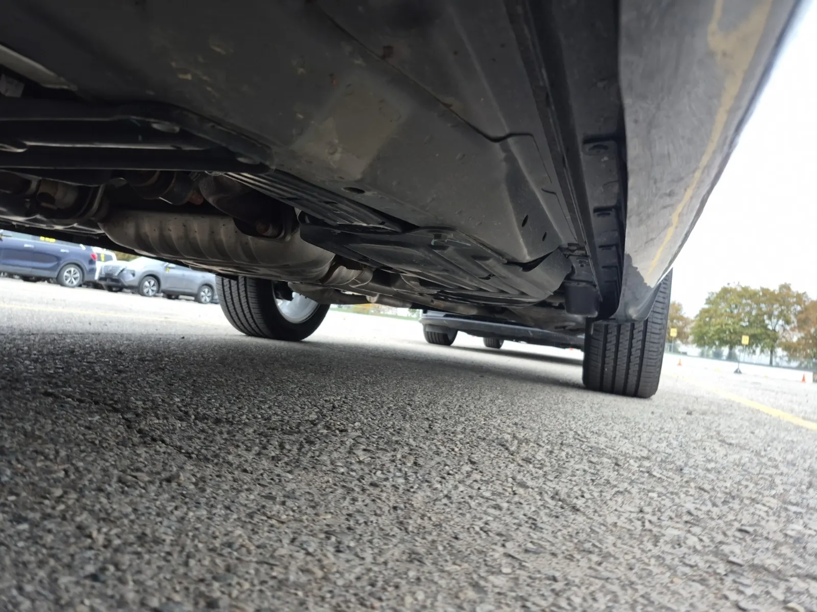 Undercarriage - Driver Photo