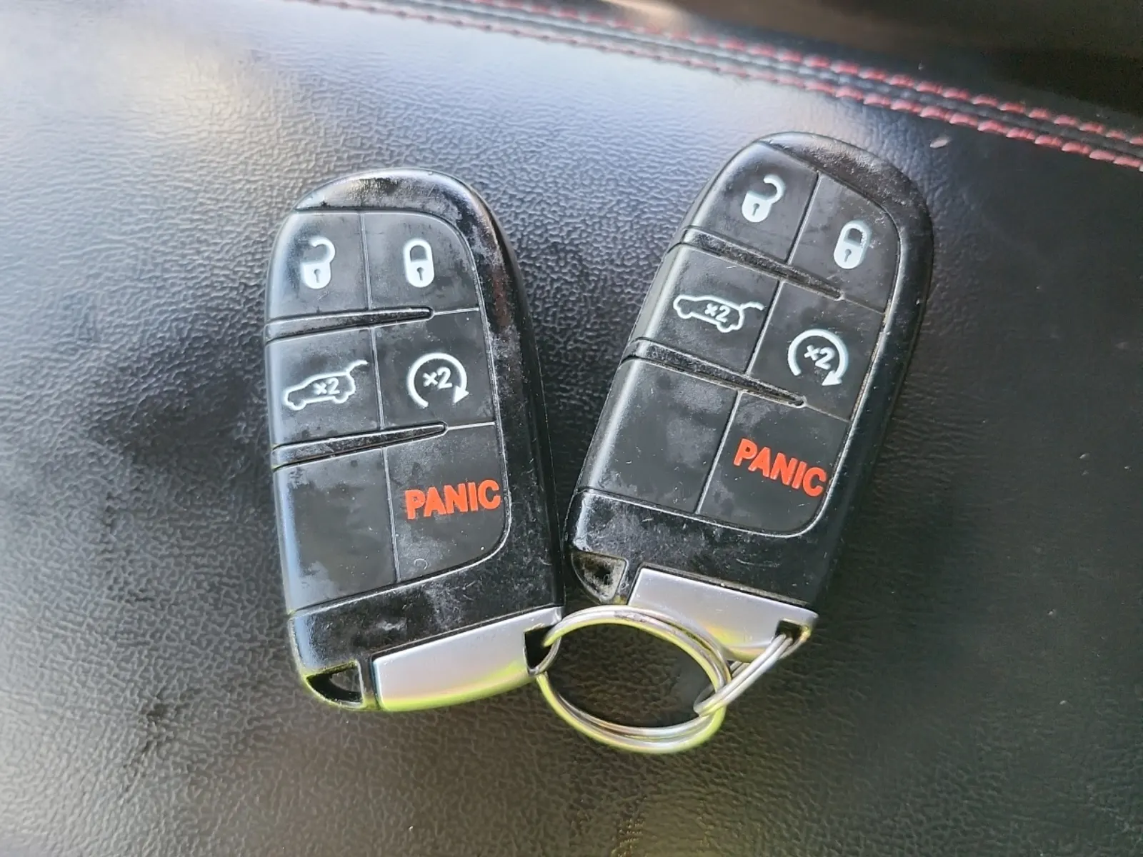 Keys/Fobs/Manual Photo