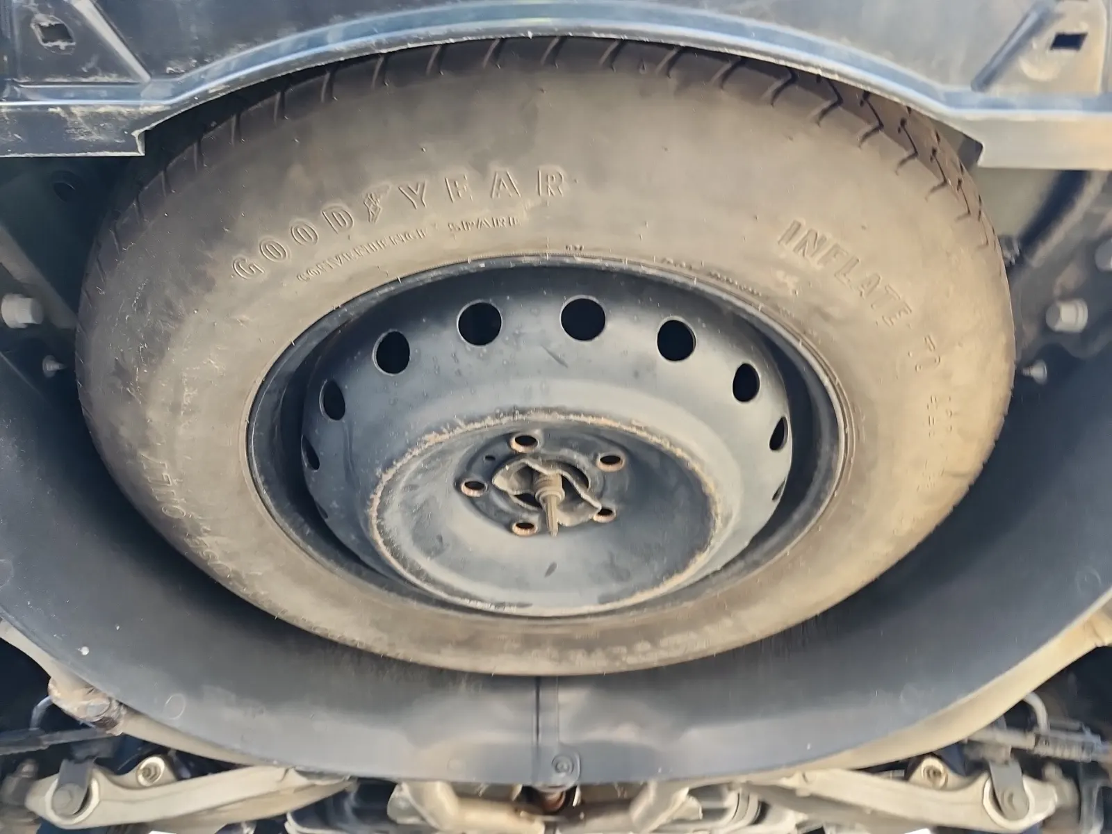 Spare Tire & Wheel Photo